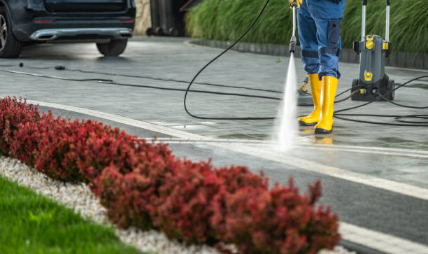 Best Pool Deck Cleaning  in Ennis, TX